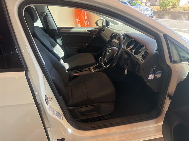 ゴルフ TSIコンフォートラインブルーモーションテクノロジー 禁煙車 ETC バックカメラ ナビ TV アルミホイール オートライト キーレスエントリー アイドリングストップ 電動格納ミラー AT CD USB エアコン パワーステアリング パワーウィンドウ(42枚目)