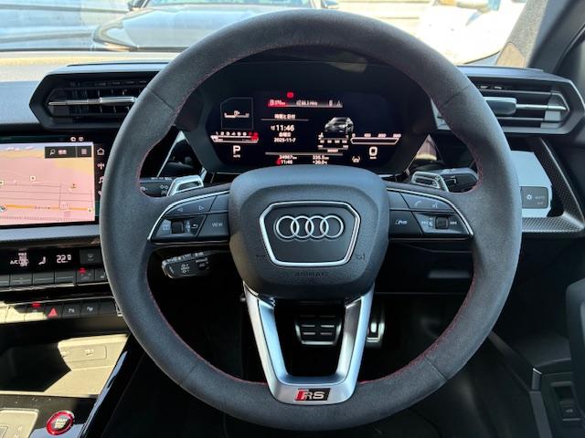 ＲＳ３ ベースグレード（14枚目）