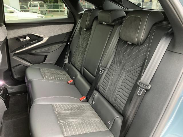 3008 GTハイブリッド アルカンタラパッケージ 認定中古車 弊社デモカー 新車保証継承 AppleCarPlay アクティブクルーズコントロール ブラインドスポットモニター ステアリングパドルシフト シートメモリー機能 シートヒーター ETC車載器(28枚目)