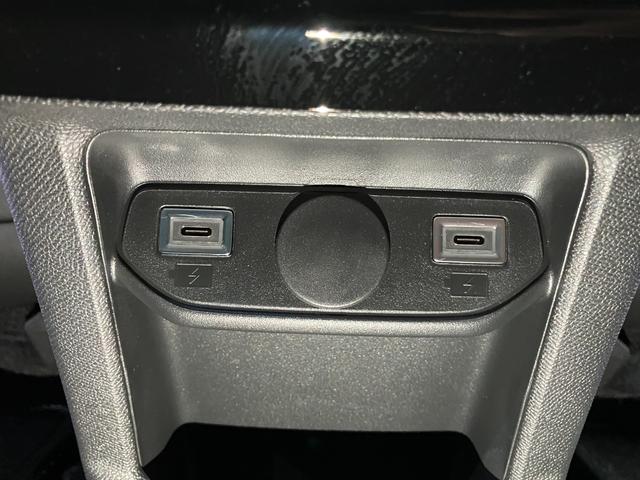 3008 GTハイブリッド アルカンタラパッケージ 認定中古車 弊社デモカー 新車保証継承 AppleCarPlay アクティブクルーズコントロール ブラインドスポットモニター ステアリングパドルシフト シートメモリー機能 シートヒーター ETC車載器(39枚目)