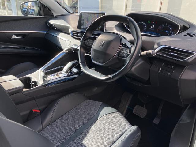 5008 アリュール 認定中古車 純正ナビ フルセグTV 3列シート AppleCarPlay アクティブクルーズコントロール ブラインドスポットモニター ステアリングパドルシフト 電動テールゲート バックカメラ ETC(25枚目)