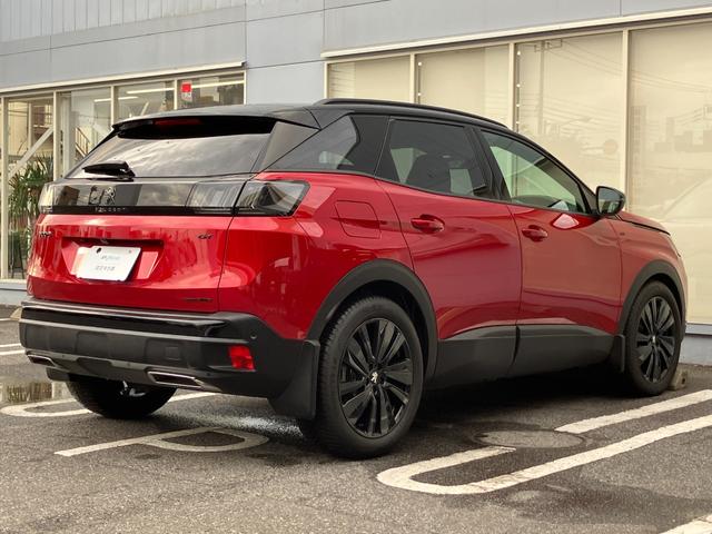 高い技術力と豊富な経験を誇るメカニックが在籍しておりますので、緊急の際もお客様のカーライフをお守りします。ご購入後のアフターサービスも安心してお任せください。