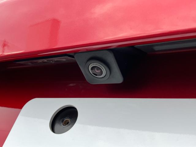 バックカメラも装備しておりますので、駐車の際にも安心です！
