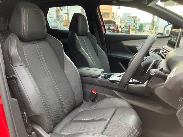 適度なホールド感のあるシートは長距離の運転でも疲れにくく、快適なドライブをサポートしてくれます！