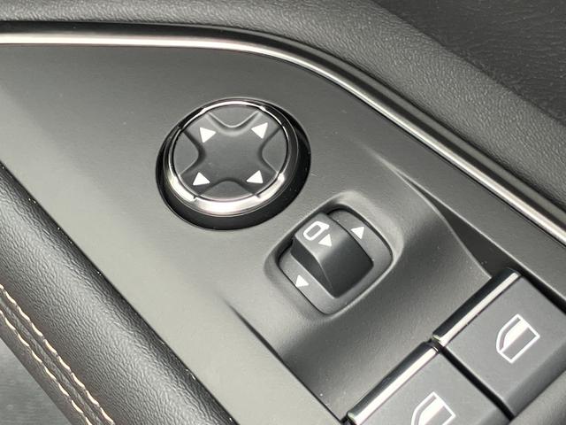 使用頻度の高いミラースイッチやウインドウスイッチもきれいな状態となります！