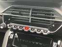 すっきりとしたスイッチ類は先進的な印象を与えます!