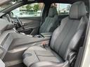 助手席も使用感が少なくきれいな状態となります!
