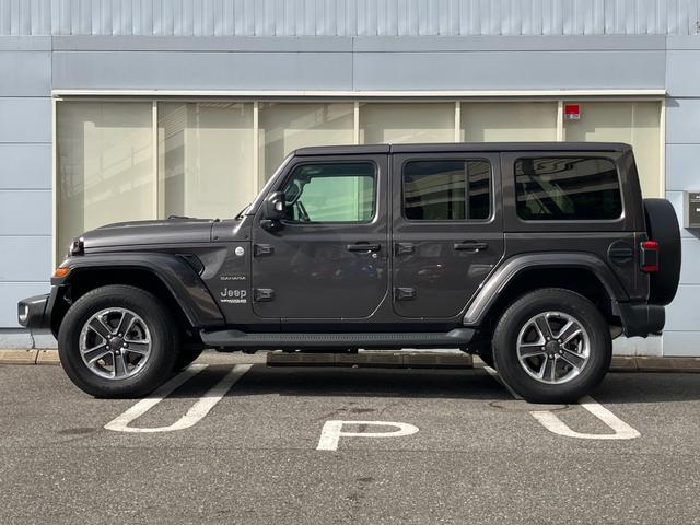 ジープ・ラングラーアンリミテッド サハラ 認定中古車 AppleCarPlay 黒革 アダプティブクルーズコントロール ブラインドスポットモニター フルセグTV Alpineオーディオ シートヒーター バックカメラ フロントカメラ ETC(7枚目)