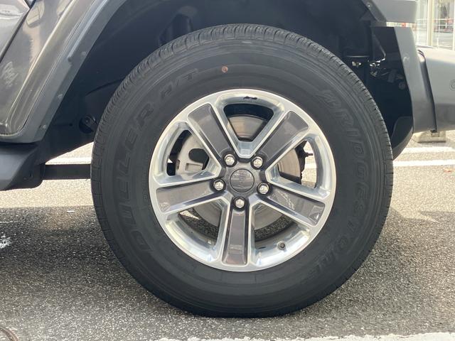 ジープ・ラングラーアンリミテッド サハラ 認定中古車 AppleCarPlay 黒革 アダプティブクルーズコントロール ブラインドスポットモニター フルセグTV Alpineオーディオ シートヒーター バックカメラ フロントカメラ ETC(15枚目)