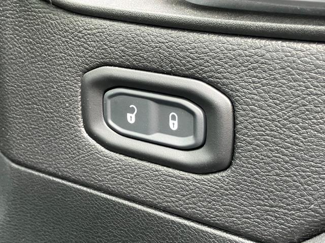 ジープ・ラングラーアンリミテッド サハラ 認定中古車 AppleCarPlay 黒革 アダプティブクルーズコントロール ブラインドスポットモニター フルセグTV Alpineオーディオ シートヒーター バックカメラ フロントカメラ ETC(37枚目)