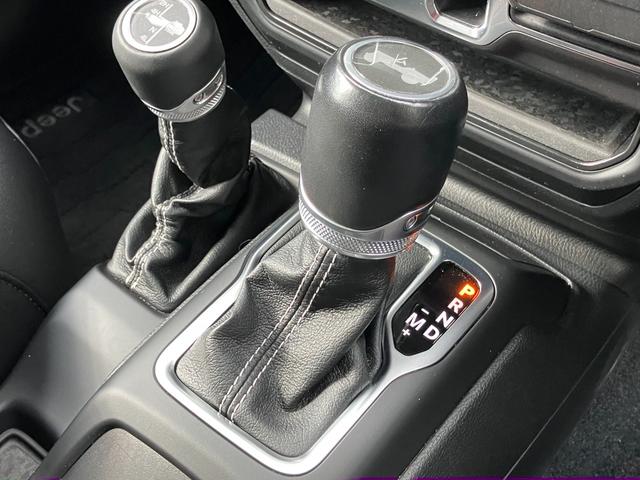 ジープ・ラングラーアンリミテッド サハラ 認定中古車 AppleCarPlay 黒革 アダプティブクルーズコントロール ブラインドスポットモニター フルセグTV Alpineオーディオ シートヒーター バックカメラ フロントカメラ ETC(54枚目)