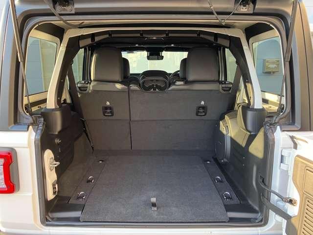 ジープ・ラングラーアンリミテッド ルビコン 認定中古車 弊社デモカー AppleCarPlay アダプティブクルーズコントロール ブラインドスポットモニター Bluetooth接続 スウェイバー ヒルディセントコントロール 電動シート(31枚目)