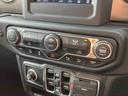 フリーダムエディション　認定中古車　限定１００台　アダプティブクルーズコントロール　ＡｐｐｌｅＣａｒＰｌａｙ　バックカメラ　サイドビューカメラ　フロントカメラ　サイドバイザー　フロントフォグランプ　ドライブレコーダー　ＥＴＣ（49枚目）