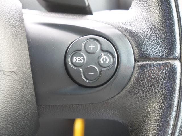 ＭＩＮＩ クーパーＳＤ　クロスオーバー　ブラックナイト　国内限定１４０台マットブラック　レザーシート　シートヒーター　バックカメラ　車高調　エアロ　２本出しマフラー　ＬＥＤフォグ　ジョンクーパーワークスホイール（30枚目）