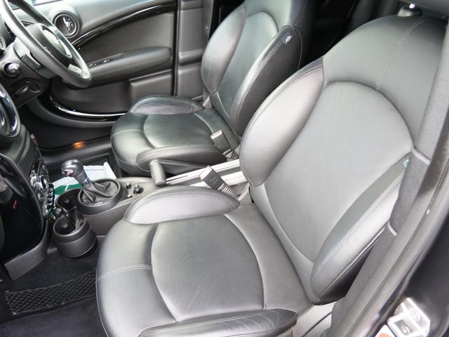 ＭＩＮＩ クーパーＳＤ　クロスオーバー　ブラックナイト　国内限定１４０台マットブラック　レザーシート　シートヒーター　バックカメラ　車高調　エアロ　２本出しマフラー　ＬＥＤフォグ　ジョンクーパーワークスホイール（50枚目）