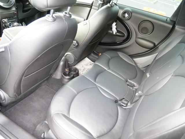 ＭＩＮＩ クーパーＳＤ　クロスオーバー　ブラックナイト　国内限定１４０台マットブラック　レザーシート　シートヒーター　バックカメラ　車高調　エアロ　２本出しマフラー　ＬＥＤフォグ　ジョンクーパーワークスホイール（55枚目）