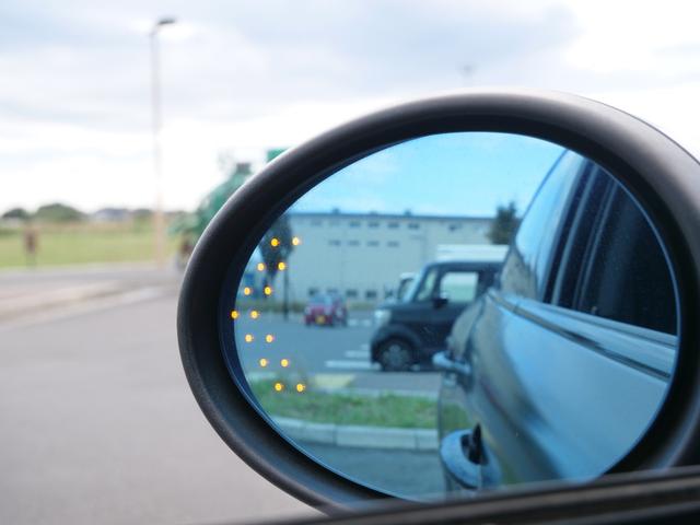 ＭＩＮＩ クーパーＳＤ　クロスオーバー　ブラックナイト　国内限定１４０台マットブラック　レザーシート　シートヒーター　バックカメラ　車高調　エアロ　２本出しマフラー　ＬＥＤフォグ　ジョンクーパーワークスホイール（60枚目）