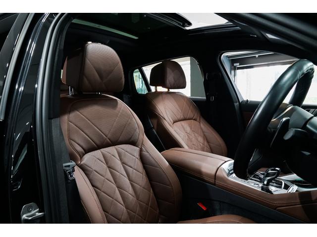 X6 xDrive 35d Mスポーツ 4WD ブラック/コーヒー内装 シートヒーター シートベンチレーション 保温/保冷ドリンクホルダー 後席シートヒーター 4ゾーンオートエアコン パノラマサンルーフ アイコニックグロー(15枚目)