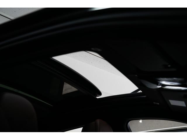 X6 xDrive 35d Mスポーツ 4WD ブラック/コーヒー内装 シートヒーター シートベンチレーション 保温/保冷ドリンクホルダー 後席シートヒーター 4ゾーンオートエアコン パノラマサンルーフ アイコニックグロー(20枚目)