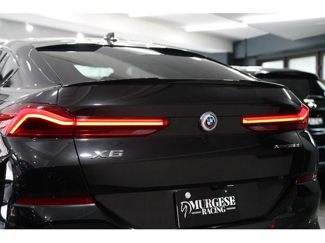 X6 xDrive 35d Mスポーツ 4WD ブラック/コーヒー内装 シートヒーター シートベンチレーション 保温/保冷ドリンクホルダー 後席シートヒーター 4ゾーンオートエアコン パノラマサンルーフ アイコニックグロー(33枚目)