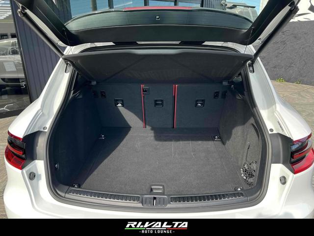 マカン マカンS PDK 4WD パノラマサンルーフ RSスパイダーホイール20インチ 純正ホイール/スタッドレスタイヤ付き ブラック&ガーネットレッドインテリア レッドキャリパー(27枚目)