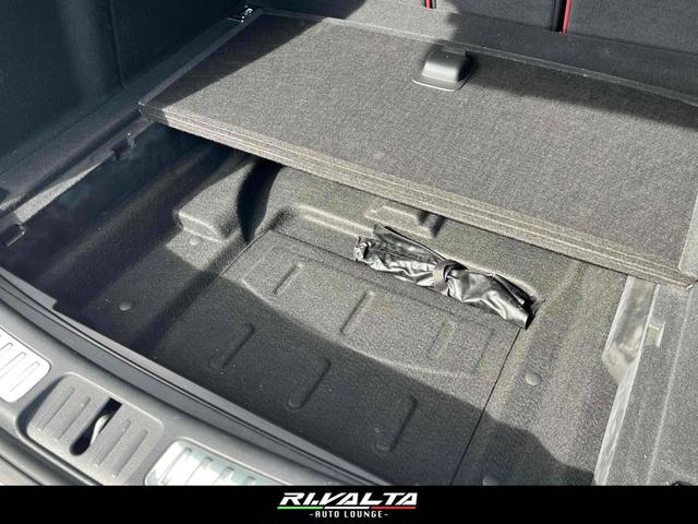 マカン マカンS PDK 4WD パノラマサンルーフ RSスパイダーホイール20インチ 純正ホイール/スタッドレスタイヤ付き ブラック&ガーネットレッドインテリア レッドキャリパー(28枚目)