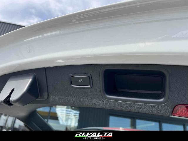 マカン マカンS PDK 4WD パノラマサンルーフ RSスパイダーホイール20インチ 純正ホイール/スタッドレスタイヤ付き ブラック&ガーネットレッドインテリア レッドキャリパー(29枚目)