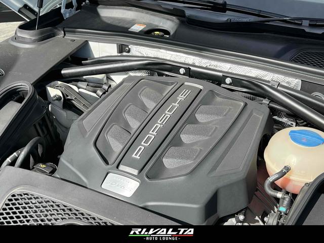 マカン マカンS PDK 4WD パノラマサンルーフ RSスパイダーホイール20インチ 純正ホイール/スタッドレスタイヤ付き ブラック&ガーネットレッドインテリア レッドキャリパー(30枚目)