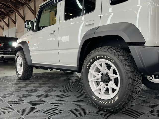 ジムニーノマド FC ワンオーナー ホワイトカラーRAYS 16インチ 9型カーナビ Apple CarPlay ジムニー専用メティオサウンド ルーフスピーカー ホワイトシートカバー ドラレコ(17枚目)