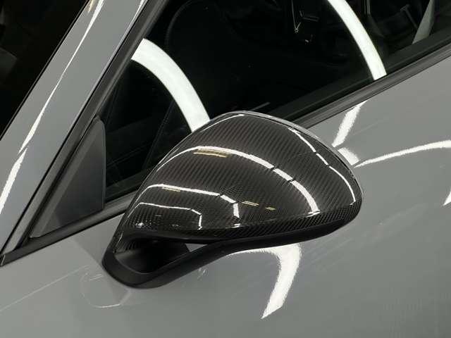 ９１１ ＧＴ３　ＲＳ　ＰＤＫ　クラブスポーツＰＫＧ　フルラッピング　ワンオフマフラー　Ｖｅｒｕｓ　エンジニアリングデュアルカナード　バルブコントローラー（12枚目）