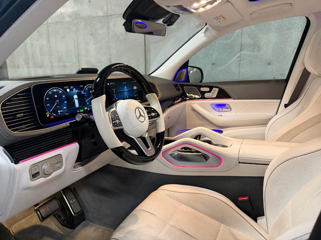 GLS GLS600 4マチック ファーストクラスパッケージ クリスタルホワイトナッパレザー・パノラマルーフ・ブルメスター・リアエンターテイメント・HUD・シートH&C・クーリングボックス・格納式テーブル・23インチ(14枚目)