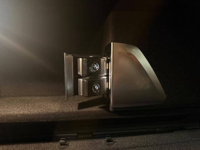 7シリーズ M760Li xDrive 後期・スカイラウンジルーフ・DME700ps・新品ステアリング・リアマッサージシート・Bowers&Wilkinsサラウンド・リアエンターテイメント・エグゼクティブラウンジ・前後ドラレコ(54枚目)