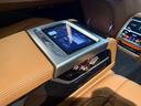 M760Li xDrive 後期・スカイラウンジルーフ・DME700ps・新品ステアリング・リアマッサージシート・Bowers&Wilkinsサラウンド・リアエンターテイメント・エグゼクティブラウンジ・前後ドラレコ(45枚目)