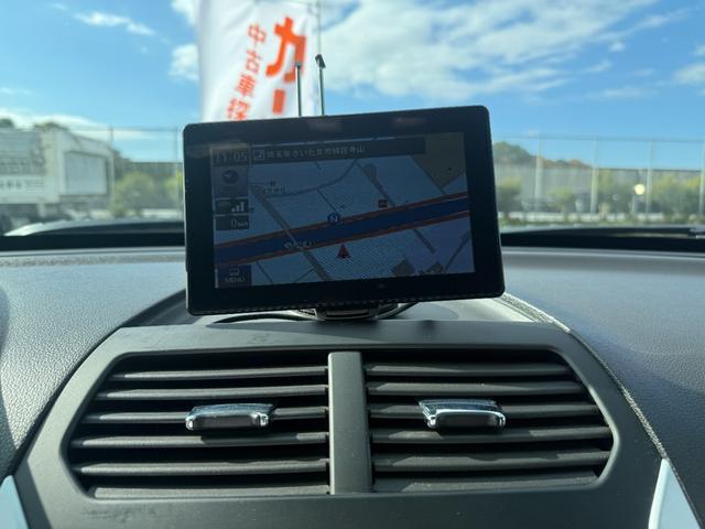 エクスプローラー ＸＬＴ　左ハンドル　バックカメラ　ＥＴＣ　　ポータブルナビ　フロントカメラ　サイドカメラ　シートカバー　社外ＬＥＤバルブ　ＣＤ　Ｂｌｕｅｔｏｏｔｈ　ＡＵＸ　７人乗（21枚目）