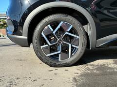 �������٤ϣ£٣ġ����գԣϡ����������ǧ����ż֤��������������꤬�Ȥ��������ޤ����£٣�ǧ����ż֤λ�����Ź������Ǥ�����������������ǥ����顼�ʤ�ǤϤΰ¿��ȿ������«���ޤ��� 6