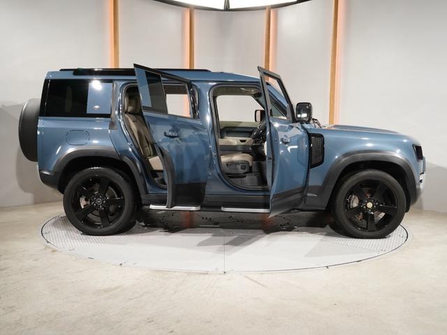 LAND ROVER DEFENDER 110S D300