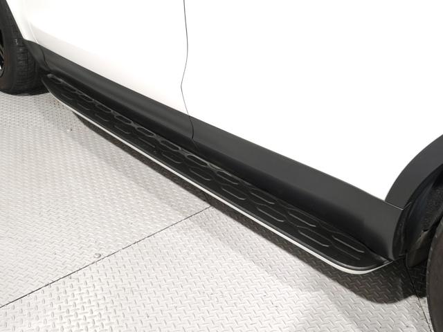 ディスカバリー ラグビーワールドカップ2019エディション 限定50台 MERIDIAN エアサス 前後シートヒーター 純正サイドステップ コールドクライメントP 全席電動シート ステアリングヒーター ブラックパック ACC LEDヘッド 黒革シート 7人乗(4枚目)