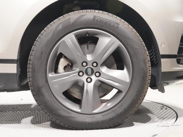 レンジローバーヴェラール R ダイナミック S 250PS パノラミックルーフ MERIDIAN エクステンデットレザーアップグレード ブラックコントラストルーフ 電動リアゲート プレミアムLEDヘッドライトACC 純正ナビ 純正19インチホイール(7枚目)