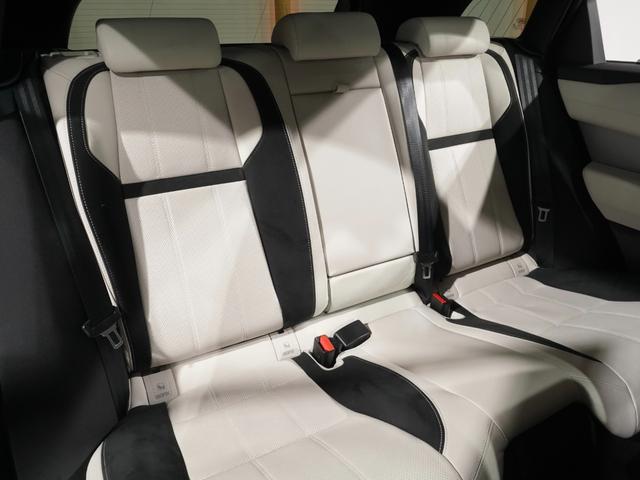 レンジローバーヴェラール R ダイナミック S 250PS パノラミックルーフ MERIDIAN エクステンデットレザーアップグレード ブラックコントラストルーフ 電動リアゲート プレミアムLEDヘッドライトACC 純正ナビ 純正19インチホイール(23枚目)