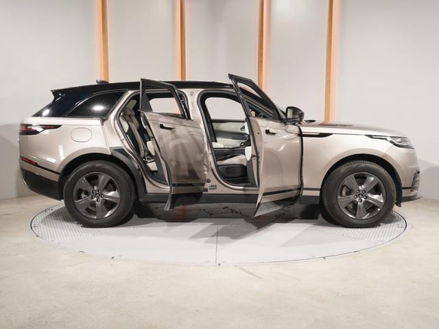 レンジローバーヴェラール R ダイナミック S 250PS パノラミックルーフ MERIDIAN エクステンデットレザーアップグレード ブラックコントラストルーフ 電動リアゲート プレミアムLEDヘッドライトACC 純正ナビ 純正19インチホイール(31枚目)