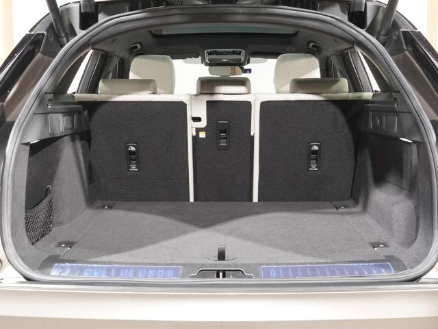 レンジローバーヴェラール R ダイナミック S 250PS パノラミックルーフ MERIDIAN エクステンデットレザーアップグレード ブラックコントラストルーフ 電動リアゲート プレミアムLEDヘッドライトACC 純正ナビ 純正19インチホイール(38枚目)