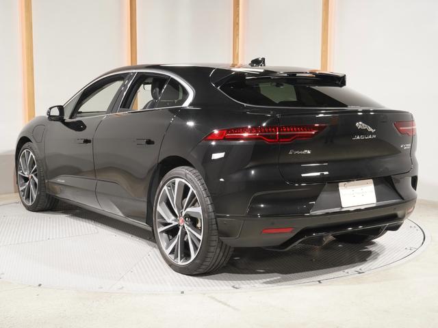 Iペイス SE エアサス ガラスルーフ シートヒーター MERIDIAN ステアリングヒーター 後席エアコン OP22アルミ アダプティブクルーズ サラウンドカメラ ヘッドアップディスプレイ LEDヘッドレザーシート(8枚目)