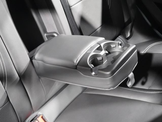 Iペイス SE エアサス ガラスルーフ シートヒーター MERIDIAN ステアリングヒーター 後席エアコン OP22アルミ アダプティブクルーズ サラウンドカメラ ヘッドアップディスプレイ LEDヘッドレザーシート(29枚目)