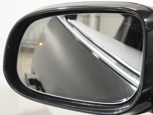 Iペイス SE エアサス ガラスルーフ シートヒーター MERIDIAN ステアリングヒーター 後席エアコン OP22アルミ アダプティブクルーズ サラウンドカメラ ヘッドアップディスプレイ LEDヘッドレザーシート(50枚目)