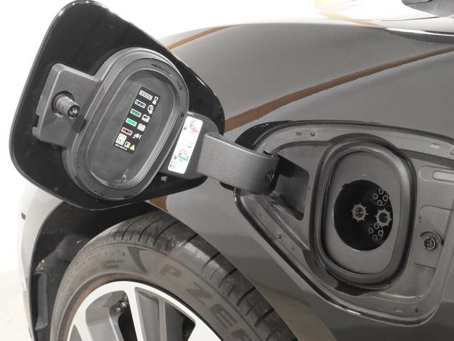 Iペイス SE エアサス ガラスルーフ シートヒーター MERIDIAN ステアリングヒーター 後席エアコン OP22アルミ アダプティブクルーズ サラウンドカメラ ヘッドアップディスプレイ LEDヘッドレザーシート(52枚目)