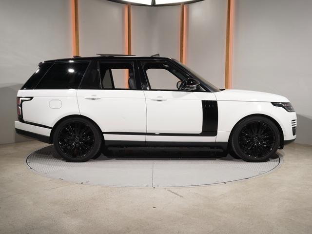 レンジローバー ヴォーグ 258PS パノラマルーフ MERIDIAN 電動サイドステップ ブラックパック シートヒーター&クーラー エアサス ステアリングヒーター レザー&ウッドステアリング ヘッドアップディスプレイ 22AW(40枚目)