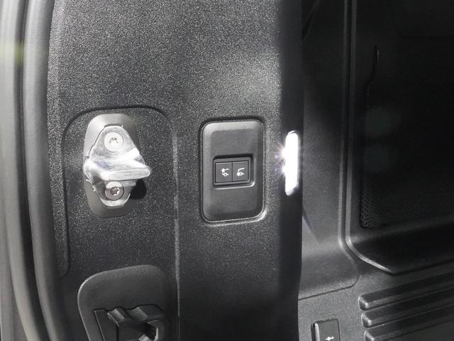 ディフェンダー １１０Ｘ　Ｄ３００　エアサス　シートヒーター＆クーラー　ＭＥＲＩＤＩＡＮ　パノラミックルーフ　サイドステップ　後席エアコン　ヘッドアップディスプレイ　ステアリングヒーター　サラウンドカメラ　ＡＣＣ　ＢＳＭ　ＬＥＤヘッド（46枚目）