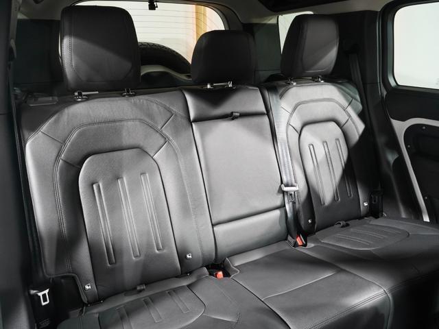 ディフェンダー １１０Ｓ　エアサスペンション　シートヒーター　ステアリングヒーター　コールドクライメイトパッケージ　純正サイドステップ　アダプティブクルーズコントロール　ブラインドスポットモニター　サラウンドカメラ（25枚目）