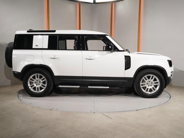 ディフェンダー １１０Ｓ　エアサスペンション　シートヒーター　ステアリングヒーター　コールドクライメイトパッケージ　純正サイドステップ　アダプティブクルーズコントロール　ブラインドスポットモニター　サラウンドカメラ（32枚目）