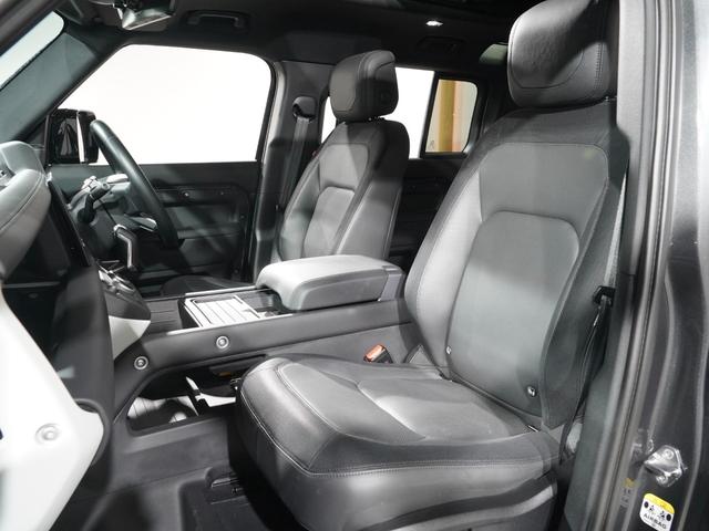 ディフェンダー １１０Ｘ－ダイナミックＨＳＥ　Ｄ３００　パノラマサンルーフ　ＭＥＲＩＤＩＡＮ　エアサス　シートヒーター＆クーラー　後席シートヒーター　ブラックエクステリア　純正サイドステップ　ＯＰ２２インチアルミ　サラウンドカメラ　デジタルインナーミラー（21枚目）